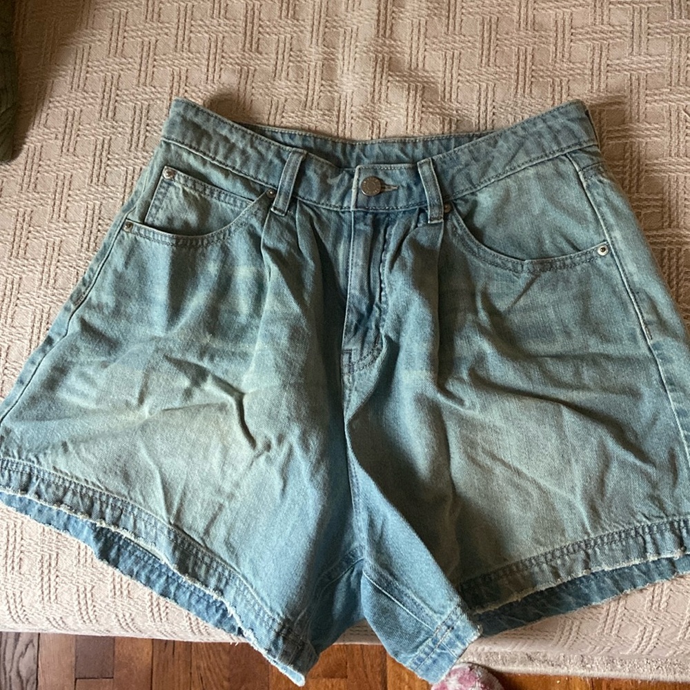 blue/green washed bdg jean shorts